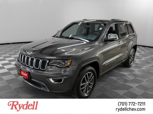 2017 Jeep Grand Cherokee Limited in Granite Crystal Metallic Clearcoat — front three-quarter view